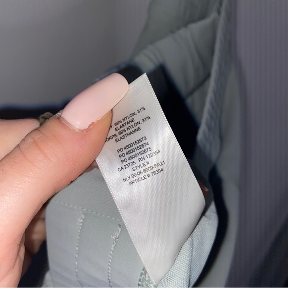 Aritzia The Group by Babaton Weekender Pant - Picture 10 of 10